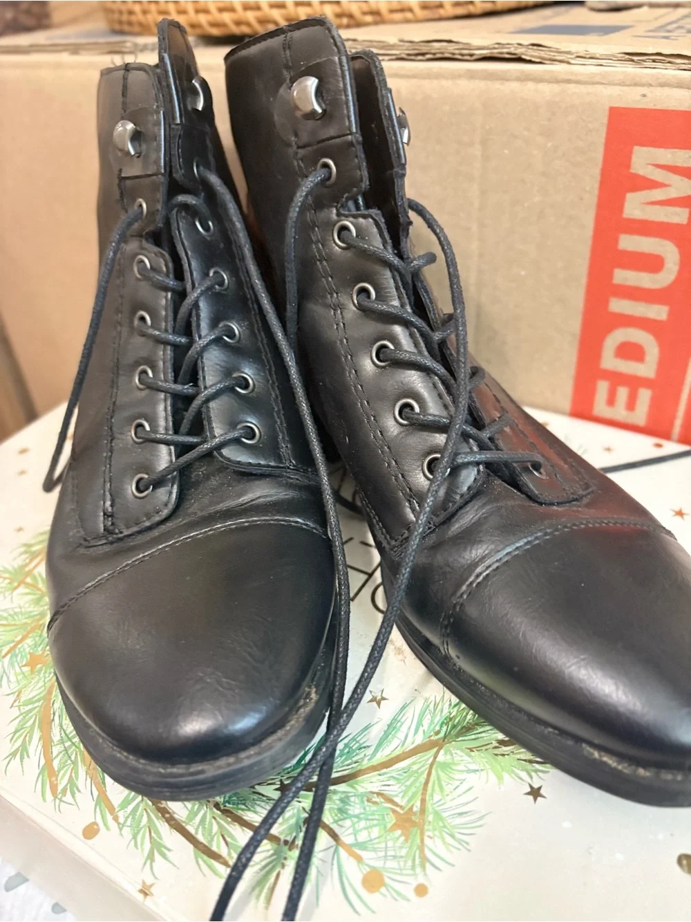 G.H. Bass & Co. premium black